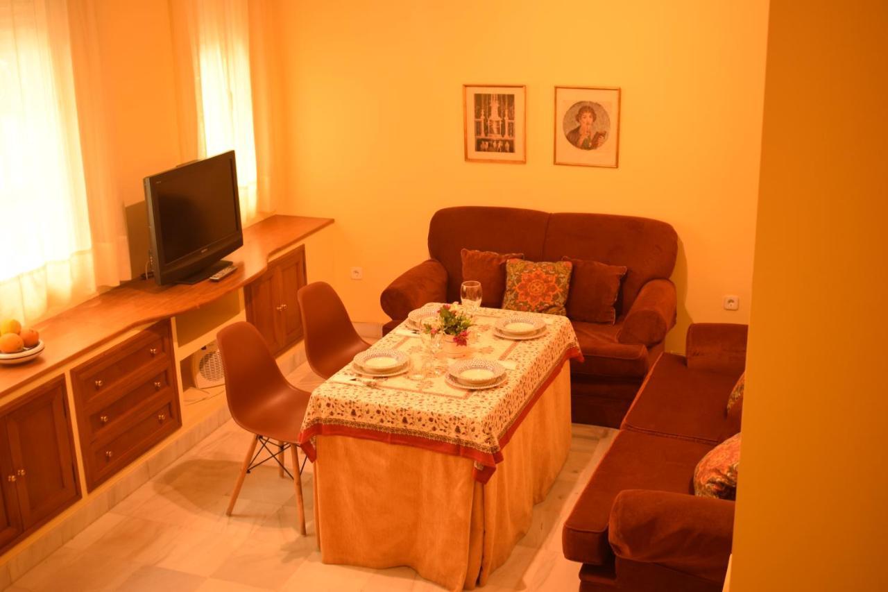 Duplex Donkey Parking Apartment Sevilla Exterior foto