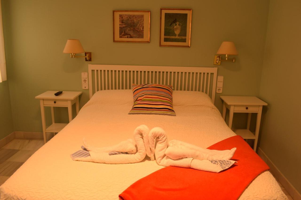 Duplex Donkey Parking Apartment Sevilla Exterior foto