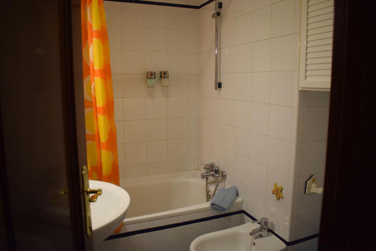 Duplex Donkey Parking Apartment Sevilla Exterior foto