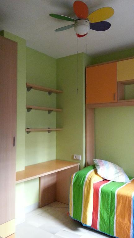 Duplex Donkey Parking Apartment Sevilla Exterior foto