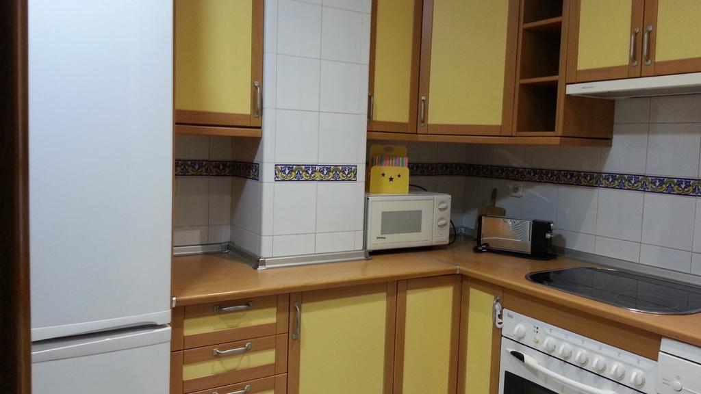 Duplex Donkey Parking Apartment Sevilla Exterior foto